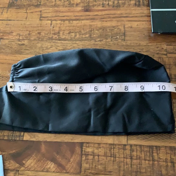 ONE new bonnet head covering - Picture 8 of 10